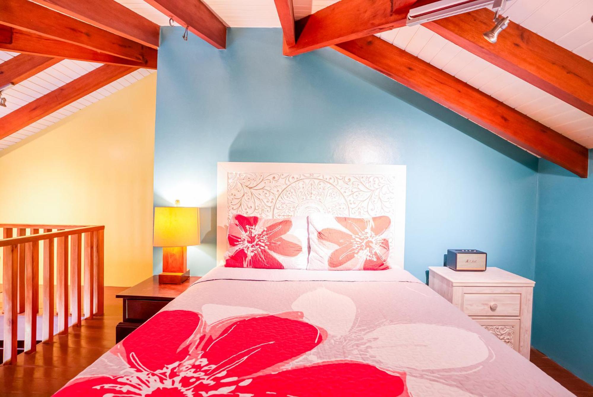 The Villas At Cocoplum Placencia Екстериор снимка