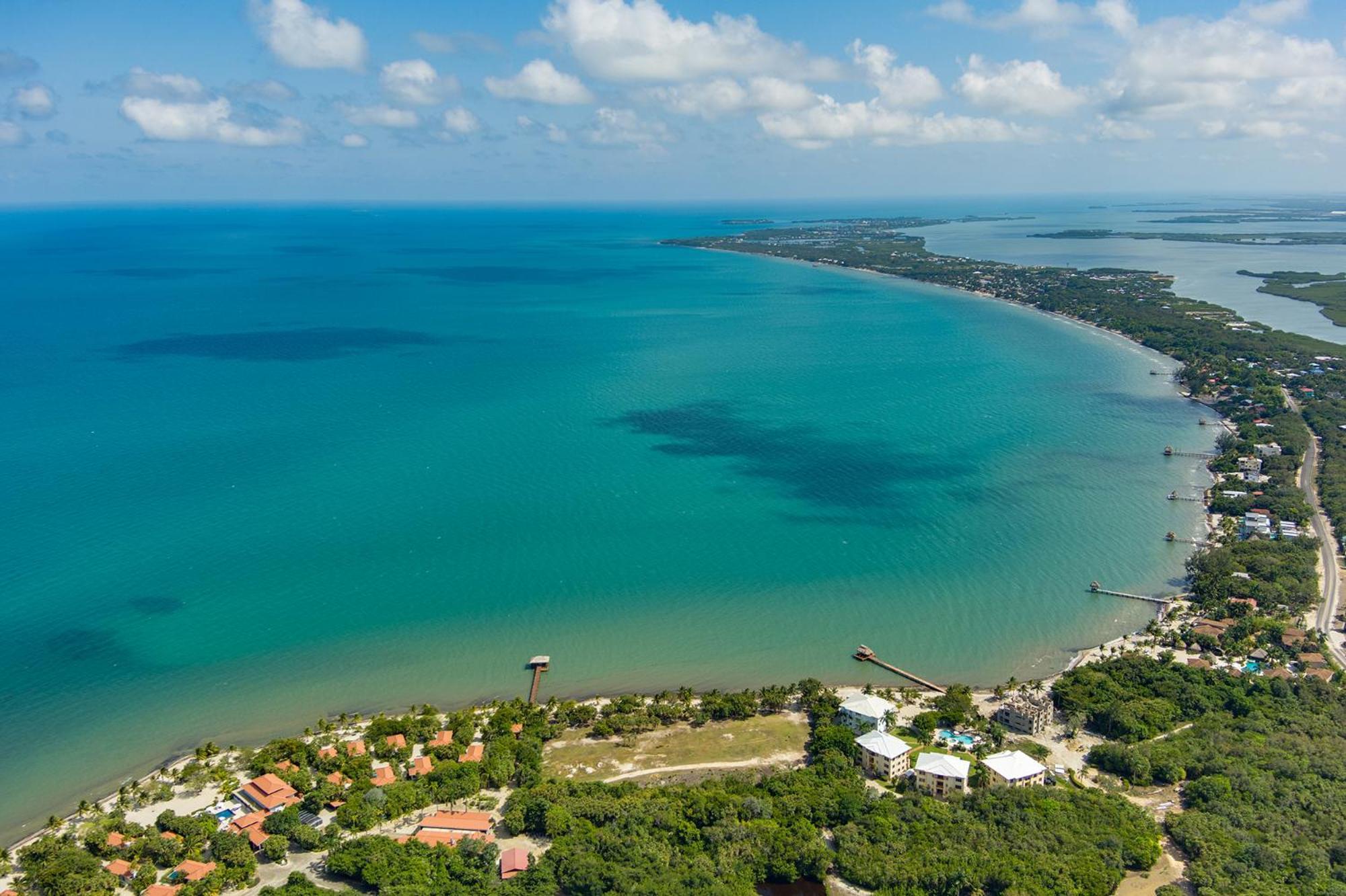 The Villas At Cocoplum Placencia Екстериор снимка