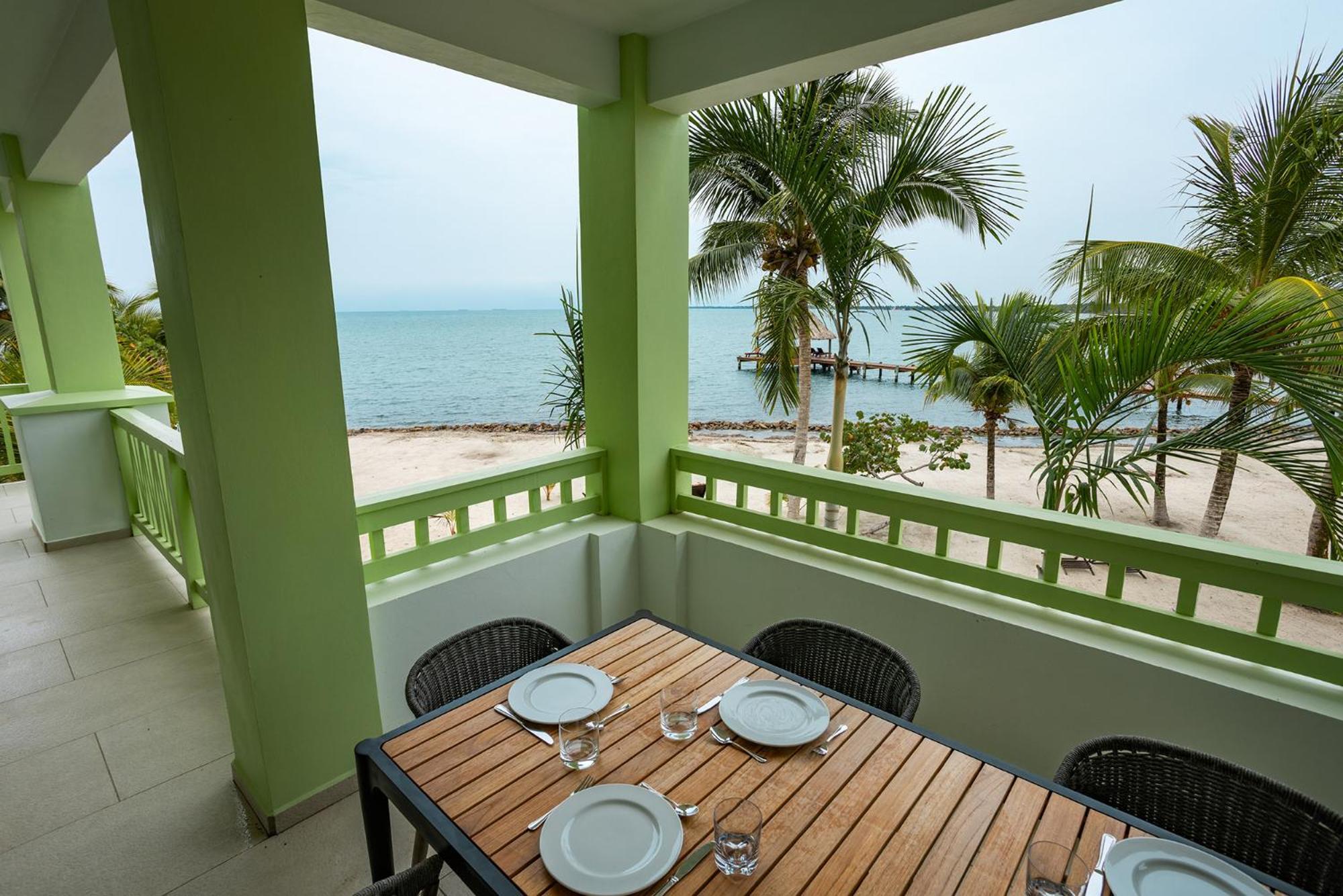The Villas At Cocoplum Placencia Екстериор снимка