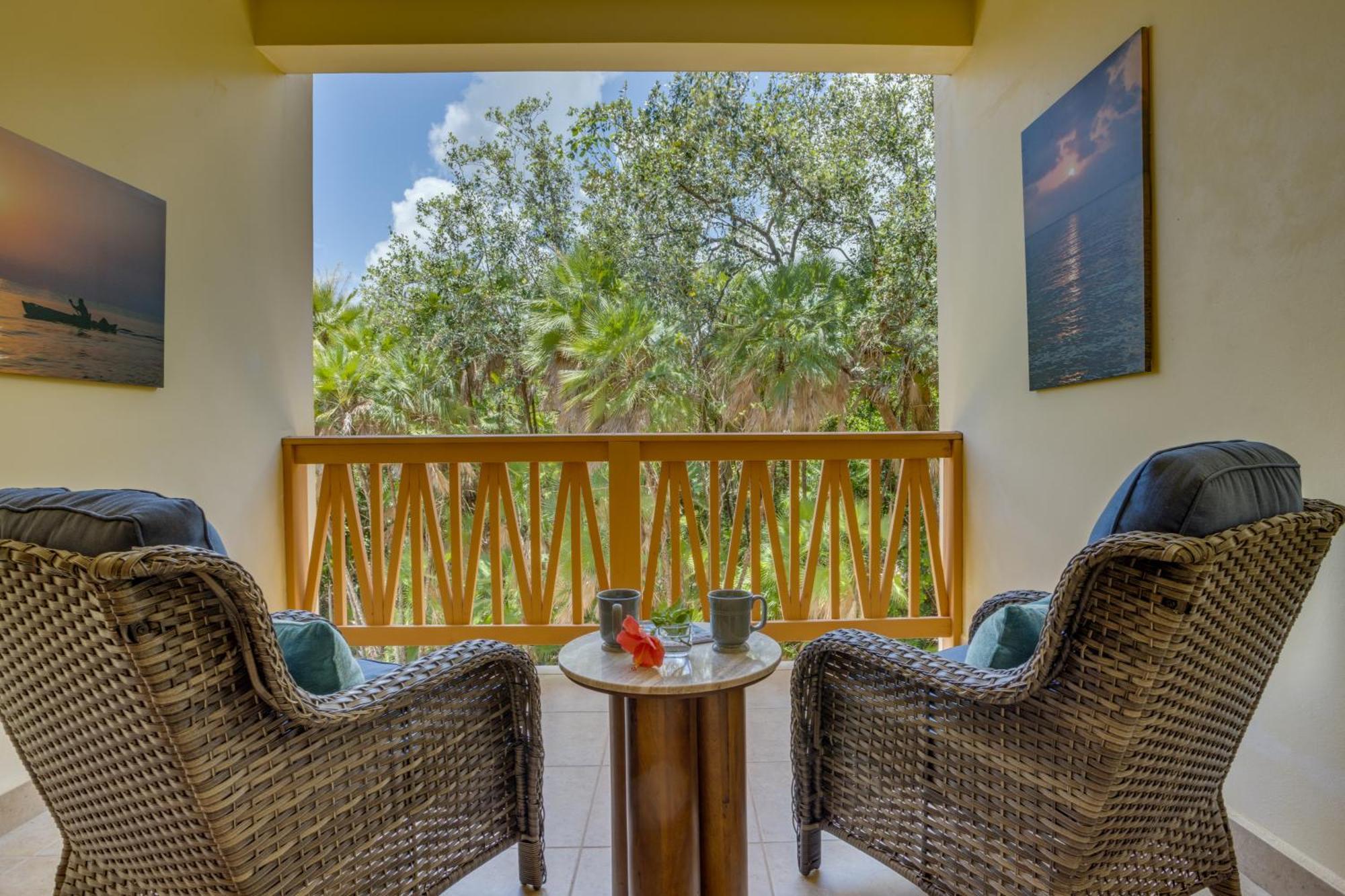 The Villas At Cocoplum Placencia Екстериор снимка
